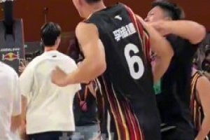 2025年中国大学生篮球联赛，华侨大学战胜卫冕冠军清华大学