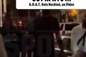 詹姆斯在纽约街头遭到球迷贴脸输出：你永远比不了乔丹！