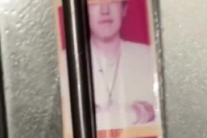 长得太高也是错！杨瀚森拍大头贴都看不到眼睛了