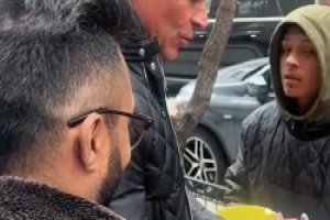 佩总行动啊！自由市场开启了 佩林卡还在给你球迷签名合影呢~
